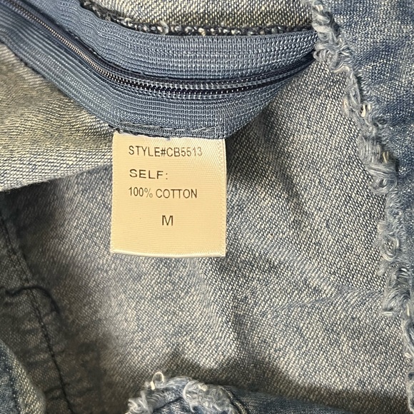 4SI3NNA | High rise cotton wide leg cropped chambray pants size medium - Picture 12 of 14